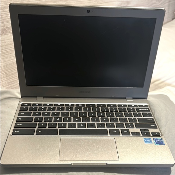 Samsung Silver Chromebook Sleek Design Compact Build